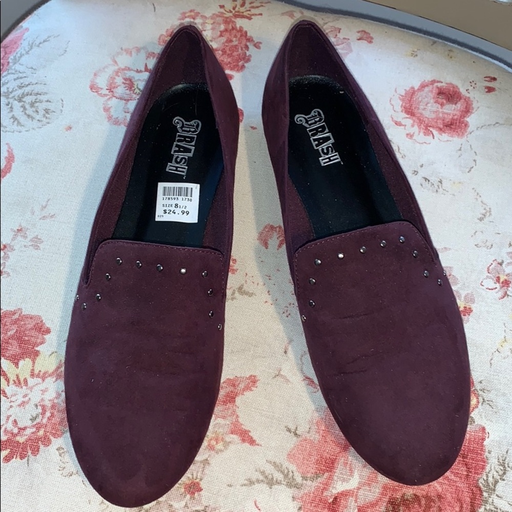 Size 8.5 Burgundy Suede Flats Like New! Lowest Price
